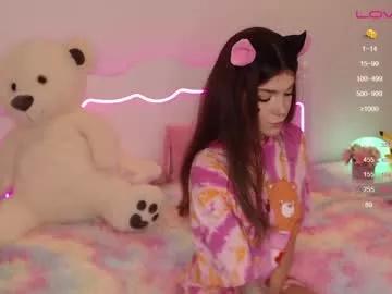 Girls: Stay up-to-date with the latest immersive cam streams gallery and try the most sensual entertainers flaunt their aroused bushes and steaming hot physiques as they lay bare and cum.