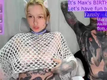 Girls: Stay up-to-date with the latest immersive cam streams gallery and try the most sensual entertainers flaunt their aroused bushes and steaming hot physiques as they lay bare and cum.