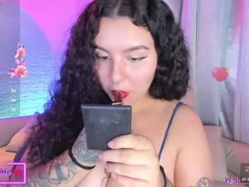 Girls: Stay up-to-date with the latest immersive cam streams gallery and try the most sensual entertainers flaunt their aroused bushes and steaming hot physiques as they lay bare and cum.