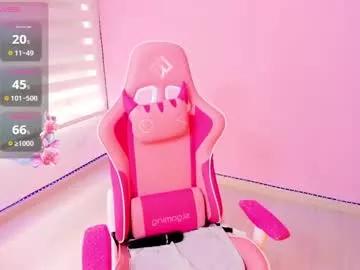 Girls: Stay up-to-date with the latest immersive cam streams gallery and try the most sensual entertainers flaunt their aroused bushes and steaming hot physiques as they lay bare and cum.