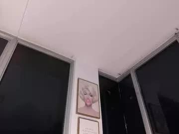 Girls: Stay up-to-date with the latest immersive cam streams gallery and try the most sensual entertainers flaunt their aroused bushes and steaming hot physiques as they lay bare and cum.