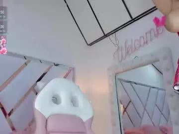 Girls: Stay up-to-date with the latest immersive cam streams gallery and try the most sensual entertainers flaunt their aroused bushes and steaming hot physiques as they lay bare and cum.