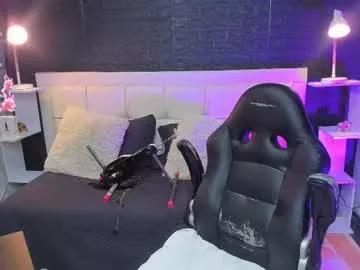 Girls: Stay up-to-date with the latest immersive cam streams gallery and try the most sensual entertainers flaunt their aroused bushes and steaming hot physiques as they lay bare and cum.