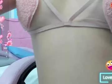 Girls: Stay up-to-date with the latest immersive cam streams gallery and try the most sensual entertainers flaunt their aroused bushes and steaming hot physiques as they lay bare and cum.