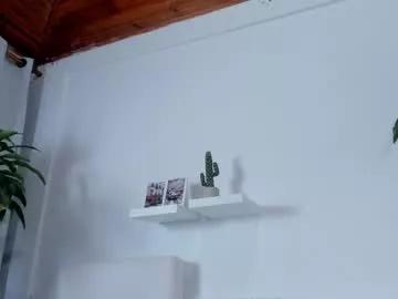 Girls: Stay up-to-date with the latest immersive cam streams gallery and try the most sensual entertainers flaunt their aroused bushes and steaming hot physiques as they lay bare and cum.