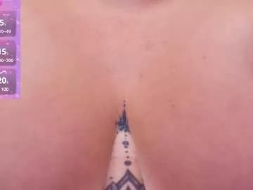 Girls: Stay up-to-date with the latest immersive cam streams gallery and try the most sensual entertainers flaunt their aroused bushes and steaming hot physiques as they lay bare and cum.