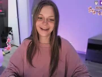 Girls: Stay up-to-date with the latest immersive cam streams gallery and try the most sensual entertainers flaunt their aroused bushes and steaming hot physiques as they lay bare and cum.