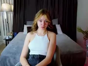 Girls: Stay up-to-date with the latest immersive cam streams gallery and try the most sensual entertainers flaunt their aroused bushes and steaming hot physiques as they lay bare and cum.