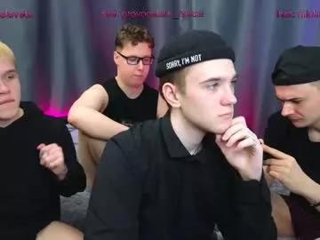 Girls: Stay up-to-date with the latest immersive cam streams gallery and try the most sensual entertainers flaunt their aroused bushes and steaming hot physiques as they lay bare and cum.