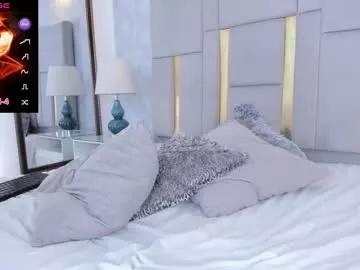 Girls: Stay up-to-date with the latest immersive cam streams gallery and try the most sensual entertainers flaunt their aroused bushes and steaming hot physiques as they lay bare and cum.