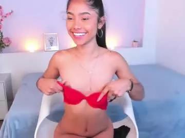 Girls: Stay up-to-date with the latest immersive cam streams gallery and try the most sensual entertainers flaunt their aroused bushes and steaming hot physiques as they lay bare and cum.