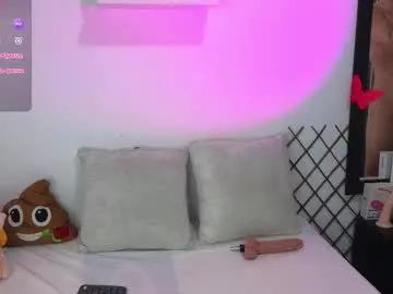 Girls: Stay up-to-date with the latest immersive cam streams gallery and try the most sensual entertainers flaunt their aroused bushes and steaming hot physiques as they lay bare and cum.