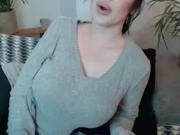 mishymoon from Chaturbate is Freechat