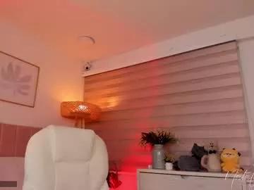 Girls: Stay up-to-date with the latest immersive cam streams gallery and try the most sensual entertainers flaunt their aroused bushes and steaming hot physiques as they lay bare and cum.