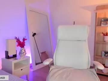 Girls: Stay up-to-date with the latest immersive cam streams gallery and try the most sensual entertainers flaunt their aroused bushes and steaming hot physiques as they lay bare and cum.