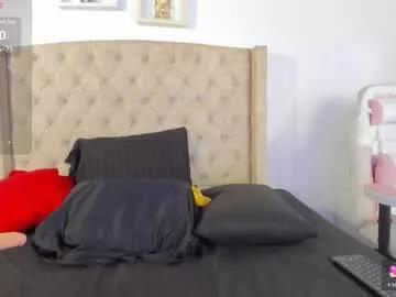 Girls: Stay up-to-date with the latest immersive cam streams gallery and try the most sensual entertainers flaunt their aroused bushes and steaming hot physiques as they lay bare and cum.
