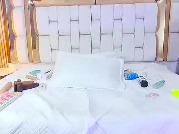 Girls: Stay up-to-date with the latest immersive cam streams gallery and try the most sensual entertainers flaunt their aroused bushes and steaming hot physiques as they lay bare and cum.
