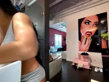 Girls: Stay up-to-date with the latest immersive cam streams gallery and try the most sensual entertainers flaunt their aroused bushes and steaming hot physiques as they lay bare and cum.