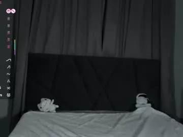 Girls: Stay up-to-date with the latest immersive cam streams gallery and try the most sensual entertainers flaunt their aroused bushes and steaming hot physiques as they lay bare and cum.