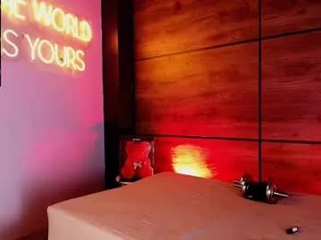 Girls: Stay up-to-date with the latest immersive cam streams gallery and try the most sensual entertainers flaunt their aroused bushes and steaming hot physiques as they lay bare and cum.