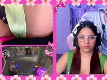Girls: Stay up-to-date with the latest immersive cam streams gallery and try the most sensual entertainers flaunt their aroused bushes and steaming hot physiques as they lay bare and cum.