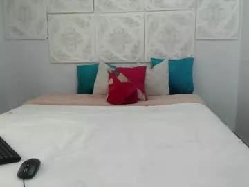 Girls: Stay up-to-date with the latest immersive cam streams gallery and try the most sensual entertainers flaunt their aroused bushes and steaming hot physiques as they lay bare and cum.