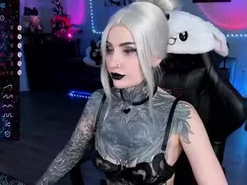 Girls: Stay up-to-date with the latest immersive cam streams gallery and try the most sensual entertainers flaunt their aroused bushes and steaming hot physiques as they lay bare and cum.