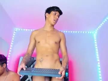 Girls: Stay up-to-date with the latest immersive cam streams gallery and try the most sensual entertainers flaunt their aroused bushes and steaming hot physiques as they lay bare and cum.