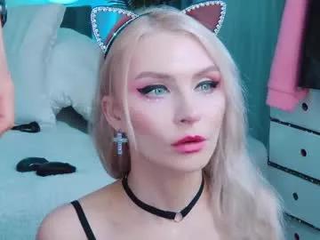 Girls: Stay up-to-date with the latest immersive cam streams gallery and try the most sensual entertainers flaunt their aroused bushes and steaming hot physiques as they lay bare and cum.