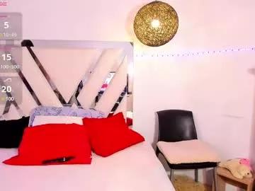 Girls: Stay up-to-date with the latest immersive cam streams gallery and try the most sensual entertainers flaunt their aroused bushes and steaming hot physiques as they lay bare and cum.
