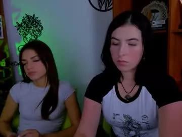 Girls: Stay up-to-date with the latest immersive cam streams gallery and try the most sensual entertainers flaunt their aroused bushes and steaming hot physiques as they lay bare and cum.