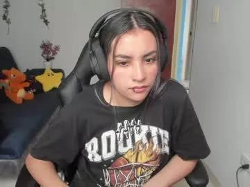 Girls: Stay up-to-date with the latest immersive cam streams gallery and try the most sensual entertainers flaunt their aroused bushes and steaming hot physiques as they lay bare and cum.