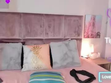 Girls: Stay up-to-date with the latest immersive cam streams gallery and try the most sensual entertainers flaunt their aroused bushes and steaming hot physiques as they lay bare and cum.