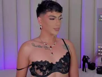 Girls: Stay up-to-date with the latest immersive cam streams gallery and try the most sensual entertainers flaunt their aroused bushes and steaming hot physiques as they lay bare and cum.