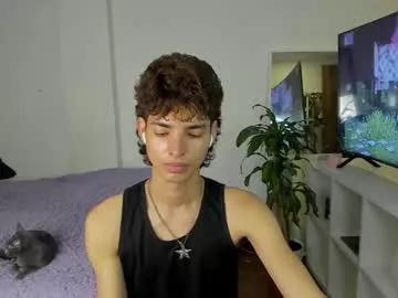 Girls: Stay up-to-date with the latest immersive cam streams gallery and try the most sensual entertainers flaunt their aroused bushes and steaming hot physiques as they lay bare and cum.