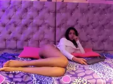 Girls: Stay up-to-date with the latest immersive cam streams gallery and try the most sensual entertainers flaunt their aroused bushes and steaming hot physiques as they lay bare and cum.