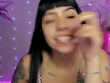 Girls: Stay up-to-date with the latest immersive cam streams gallery and try the most sensual entertainers flaunt their aroused bushes and steaming hot physiques as they lay bare and cum.