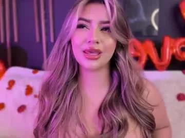 Girls: Stay up-to-date with the latest immersive cam streams gallery and try the most sensual entertainers flaunt their aroused bushes and steaming hot physiques as they lay bare and cum.