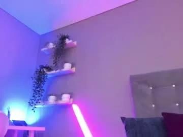 Girls: Stay up-to-date with the latest immersive cam streams gallery and try the most sensual entertainers flaunt their aroused bushes and steaming hot physiques as they lay bare and cum.