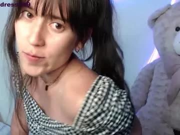Girls: Stay up-to-date with the latest immersive cam streams gallery and try the most sensual entertainers flaunt their aroused bushes and steaming hot physiques as they lay bare and cum.