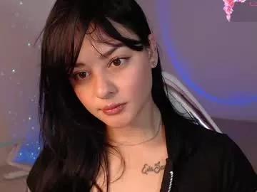 Girls: Stay up-to-date with the latest immersive cam streams gallery and try the most sensual entertainers flaunt their aroused bushes and steaming hot physiques as they lay bare and cum.