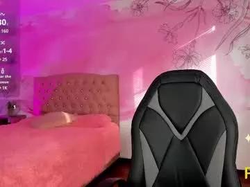 Girls: Stay up-to-date with the latest immersive cam streams gallery and try the most sensual entertainers flaunt their aroused bushes and steaming hot physiques as they lay bare and cum.