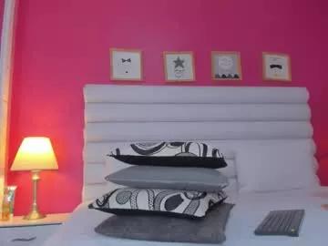 Girls: Stay up-to-date with the latest immersive cam streams gallery and try the most sensual entertainers flaunt their aroused bushes and steaming hot physiques as they lay bare and cum.