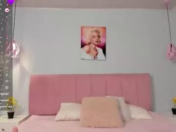 Girls: Stay up-to-date with the latest immersive cam streams gallery and try the most sensual entertainers flaunt their aroused bushes and steaming hot physiques as they lay bare and cum.