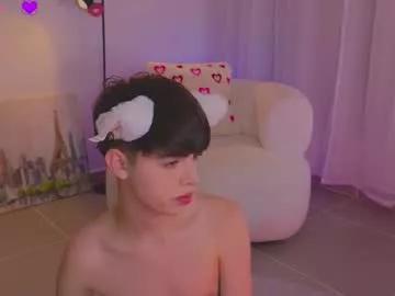 Girls: Stay up-to-date with the latest immersive cam streams gallery and try the most sensual entertainers flaunt their aroused bushes and steaming hot physiques as they lay bare and cum.