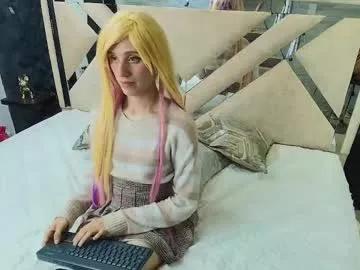 Girls: Stay up-to-date with the latest immersive cam streams gallery and try the most sensual entertainers flaunt their aroused bushes and steaming hot physiques as they lay bare and cum.