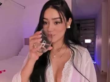 Girls: Stay up-to-date with the latest immersive cam streams gallery and try the most sensual entertainers flaunt their aroused bushes and steaming hot physiques as they lay bare and cum.
