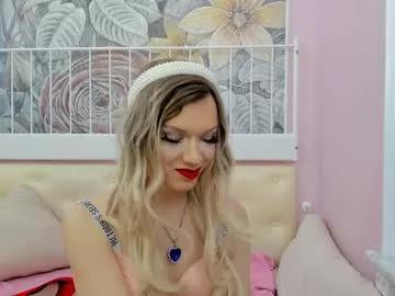 Girls: Stay up-to-date with the latest immersive cam streams gallery and try the most sensual entertainers flaunt their aroused bushes and steaming hot physiques as they lay bare and cum.