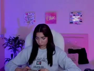 Girls: Stay up-to-date with the latest immersive cam streams gallery and try the most sensual entertainers flaunt their aroused bushes and steaming hot physiques as they lay bare and cum.