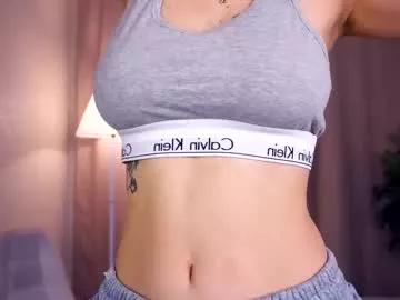 Girls: Stay up-to-date with the latest immersive cam streams gallery and try the most sensual entertainers flaunt their aroused bushes and steaming hot physiques as they lay bare and cum.